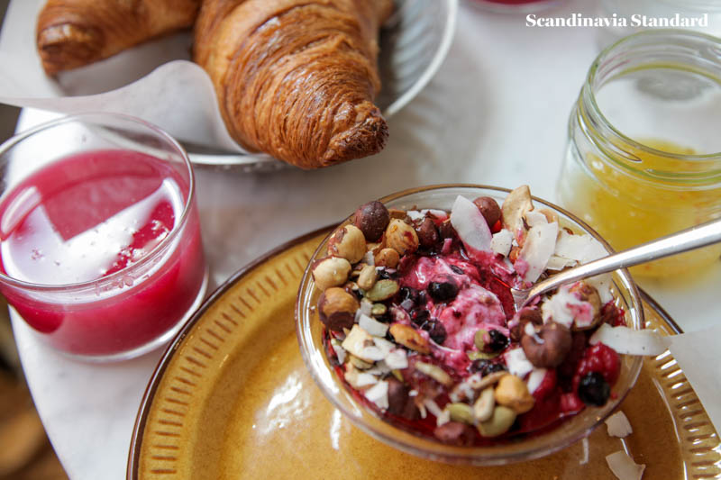 Pom & Flora Granola Breakfast Brunch in Stockholm | Scandinavia Standard