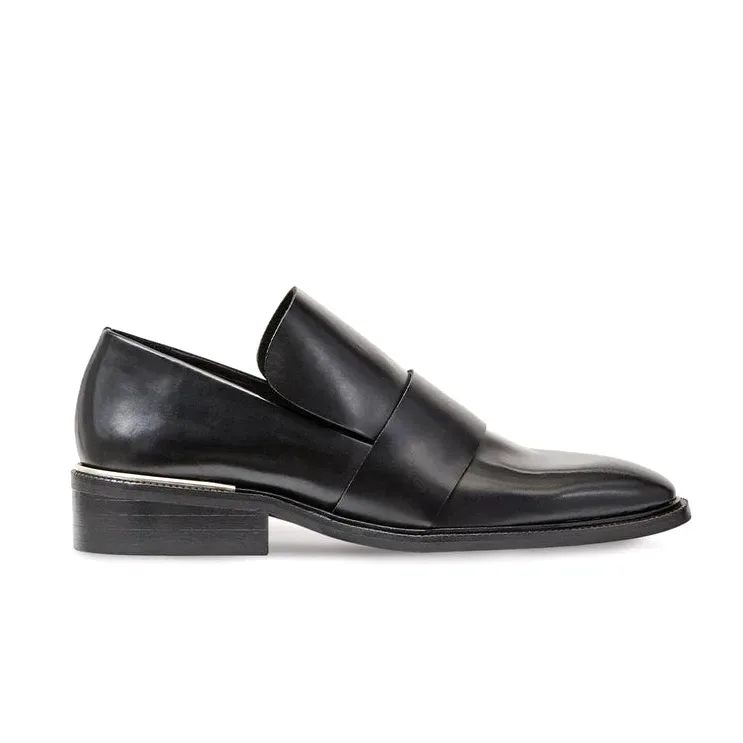 ESSEN The Label The Luxe Loafer, elegant and comfortable.