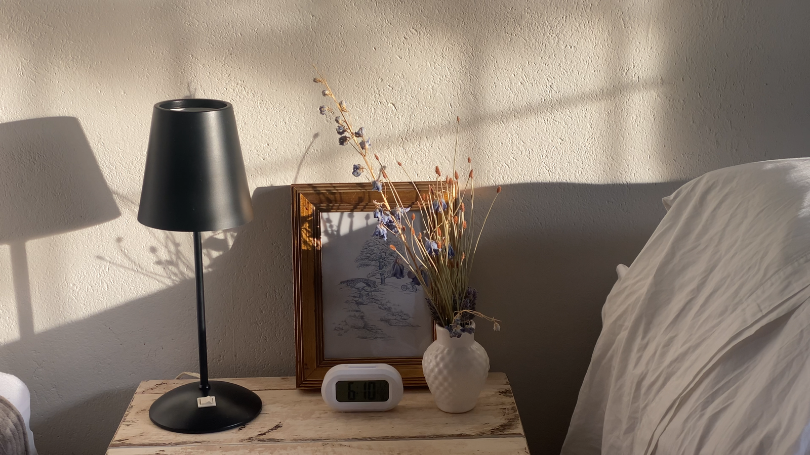 quiet nordic apartment